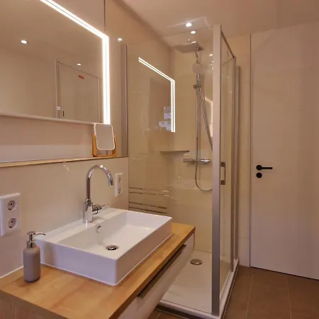 Upland - Zeitgeist *