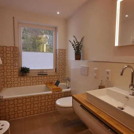 Upland - Zeitgeist Apartment