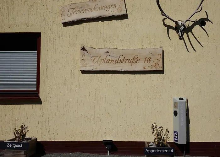 Upland - Zeitgeist Apartment